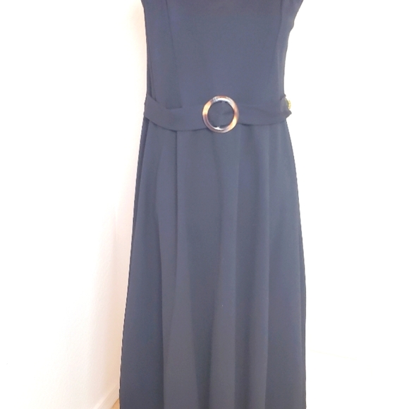 City Chic Sleeveless Dress - Picture 2 of 8